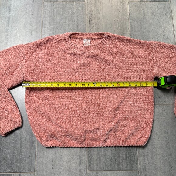 Sadie & Sage Cropped Chenille Knit Sweater Pink Size Medium - Picture 7 of 8